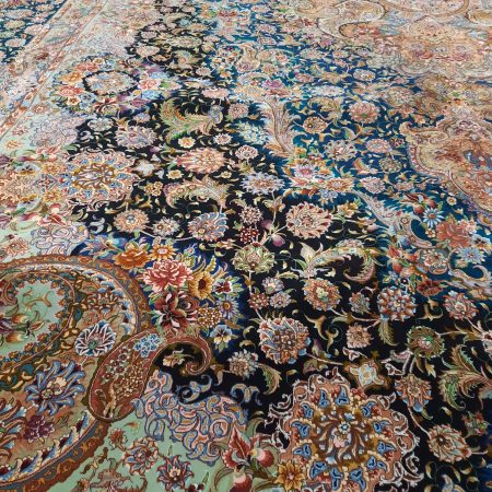 فرش اندازه بزرگ بیست و چهار متری سالاری شصت رج